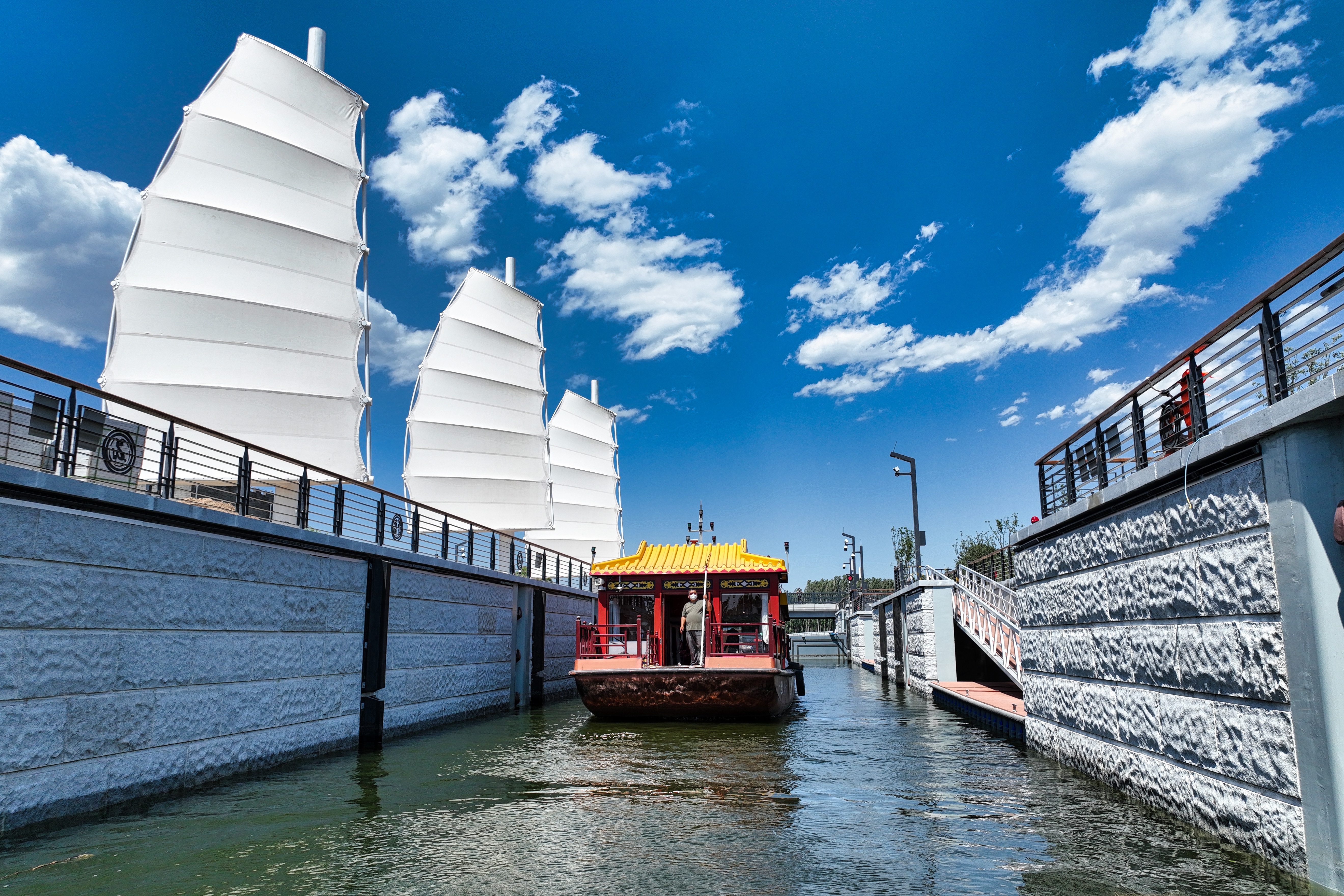 The First Domestic Case of In-situ Non-stop Renovation and Expansion of An Underground Water Plant—— Beijing Tongzhou Bishui Reclaimed Water Plant